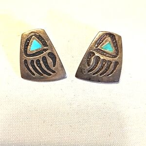 Vintage Silver Native American Bear Claw Clip-on Earrings Turquoise inlay